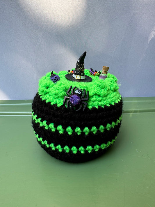 Crochet Halloween Cake