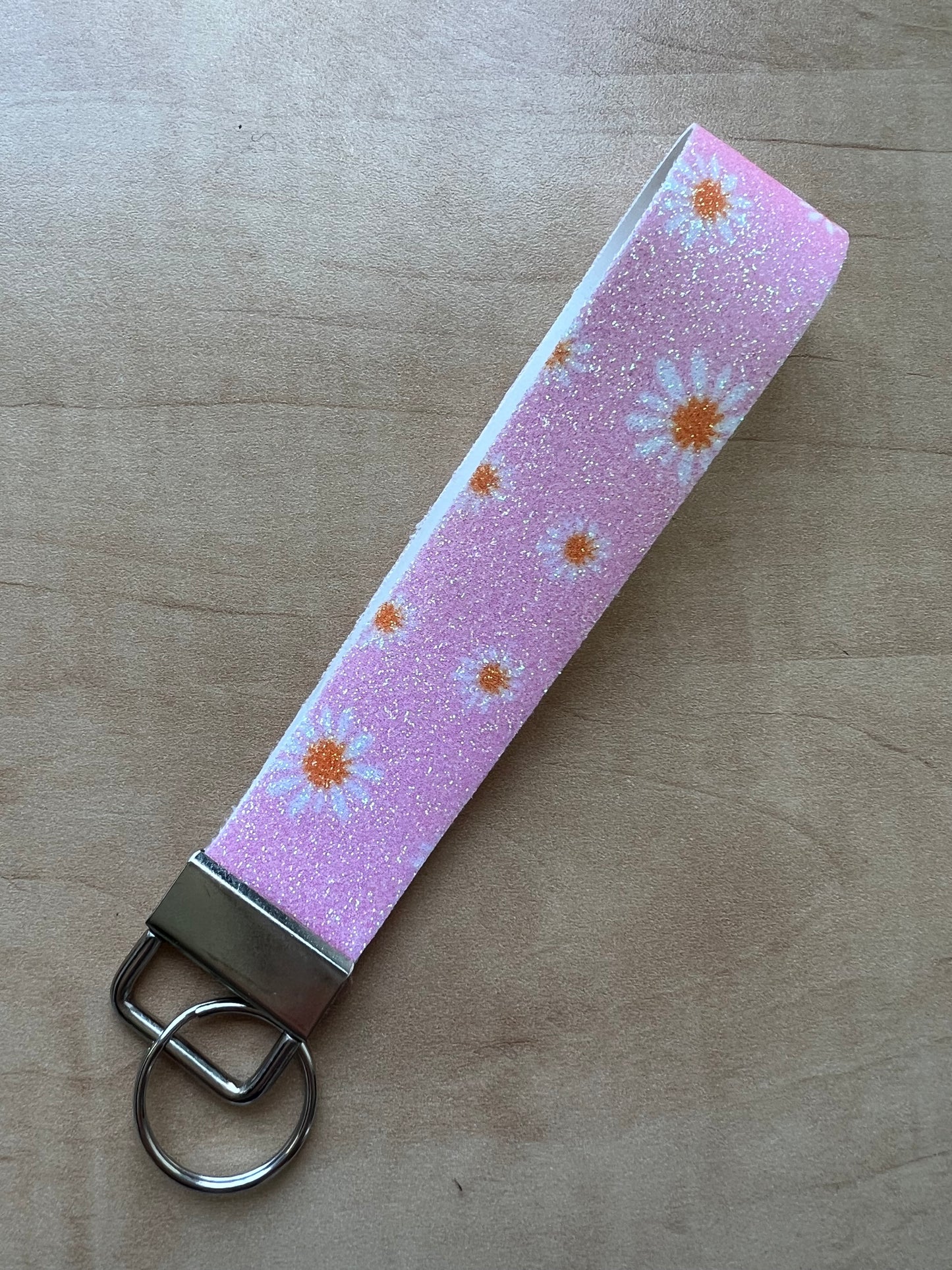 Daisy Long Wristlet Keychain